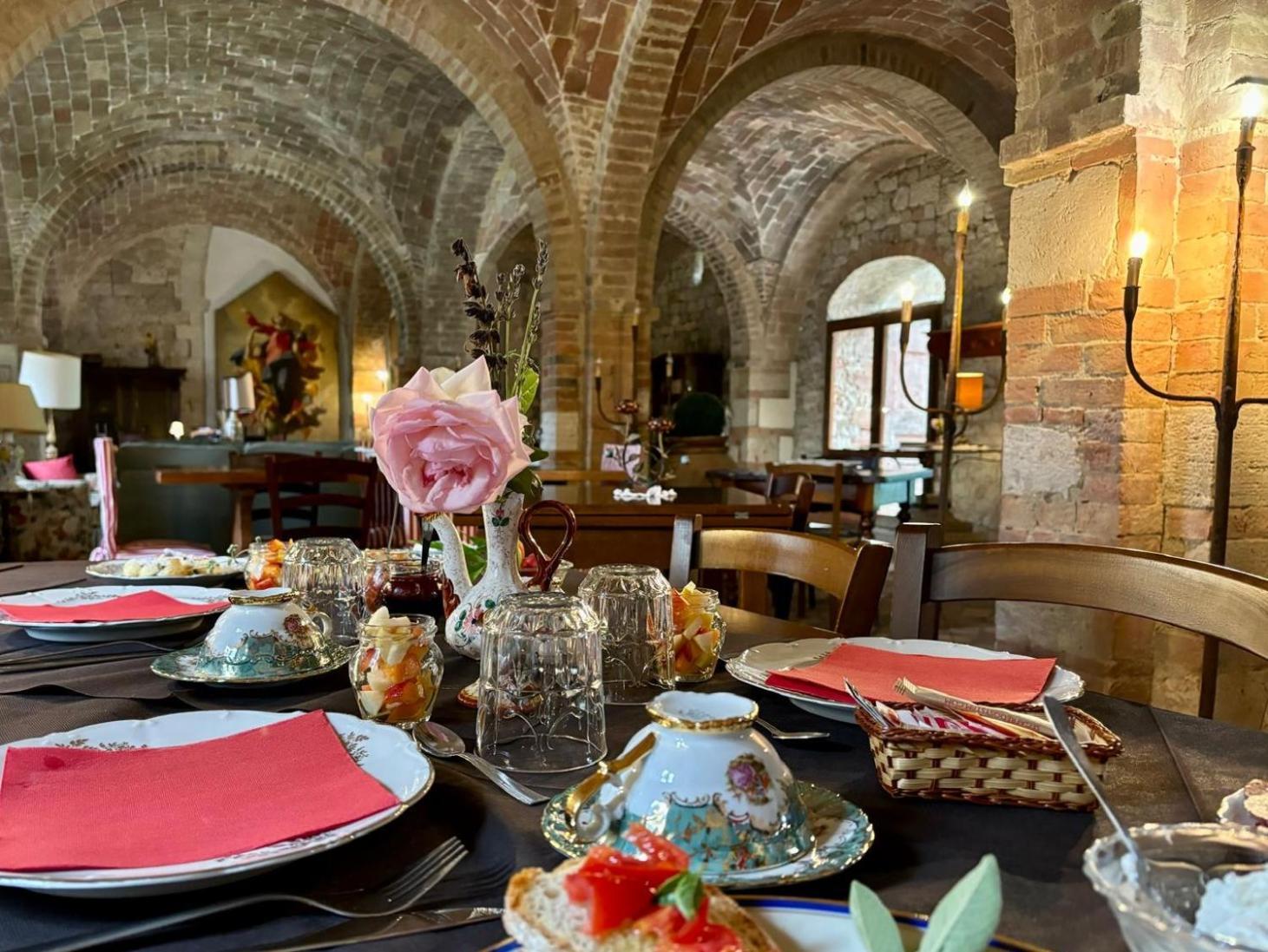 Bed and Breakfast Residenza Santa Maria In Borraccia Мальяно-ин-Тоскана Экстерьер фото